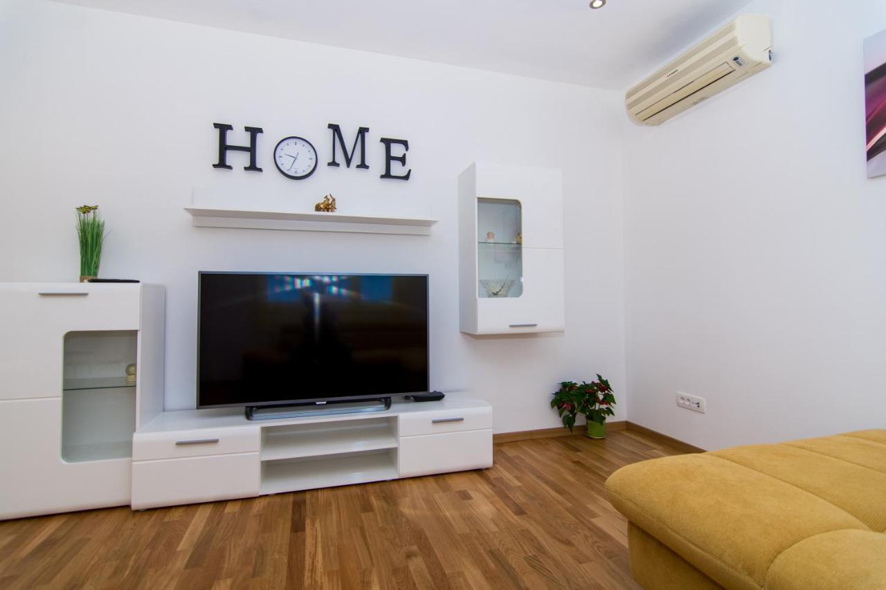 Apartments Ploka Okrug Gornji Buitenkant foto